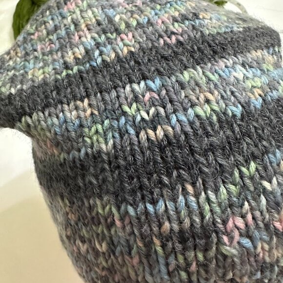 Handmade Multicolor Knit Beanie Soft Wool Blend Winter Hat Unisex - Picture 6 of 9